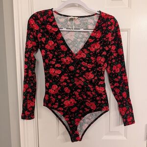 Sezane Lexie Bodysuit Black And Red Roses - Size M